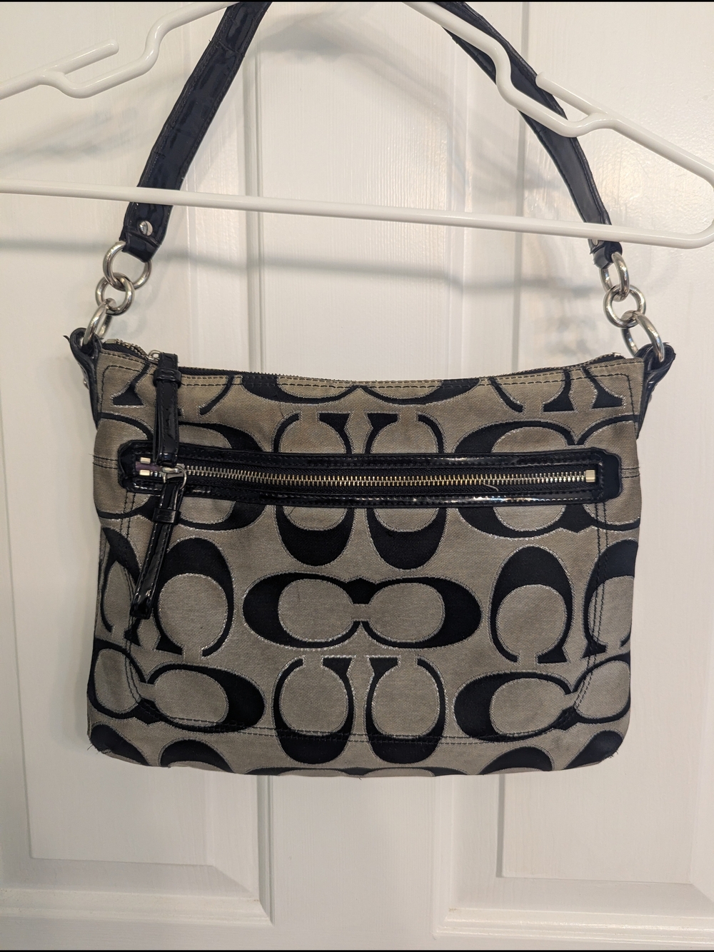 Vintage Coach Jacquard Signature Shoulder Bag in Black and Gray